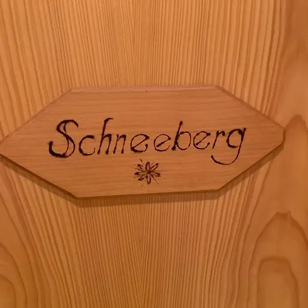 Landhaus Schneeberg Homestay