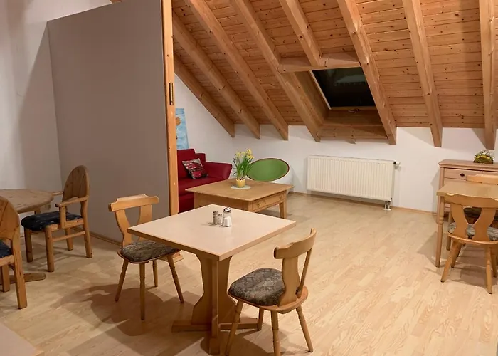 民宿 Landhaus Schneeberg *